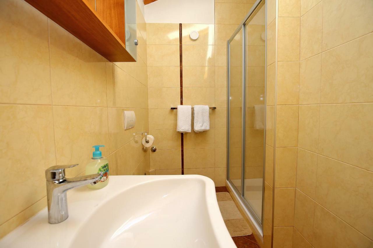 Apartamento Julijana Zadar Exterior foto
